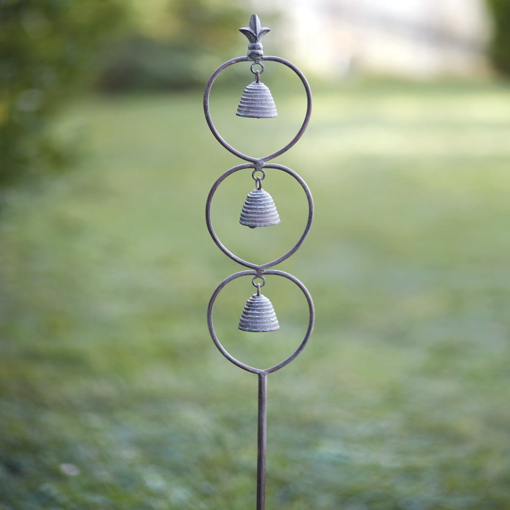 Fleur de Lis Garden Bell Stake